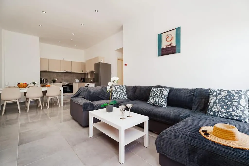 Apartment Rose location